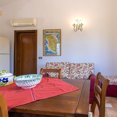 Bed and Breakfast Casa Ulmi Con Piscina Уджано-ла-Кьеза Экстерьер фото