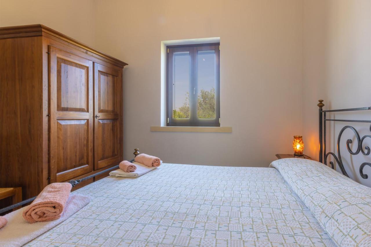 Bed and Breakfast Casa Ulmi Con Piscina Уджано-ла-Кьеза Экстерьер фото