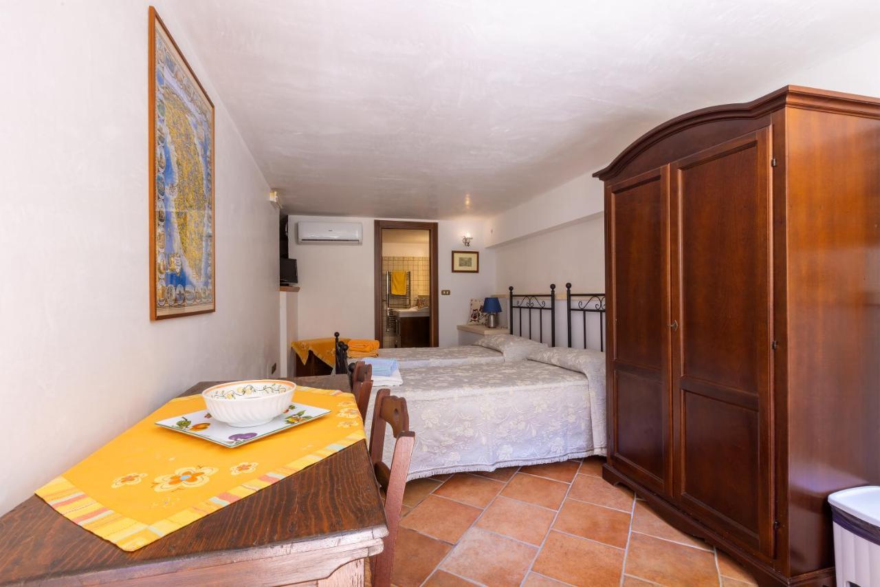 Bed and Breakfast Casa Ulmi Con Piscina Уджано-ла-Кьеза Экстерьер фото