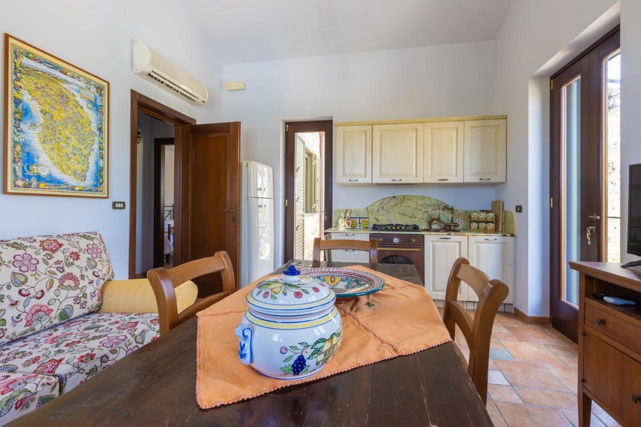 Bed and Breakfast Casa Ulmi Con Piscina Уджано-ла-Кьеза Экстерьер фото
