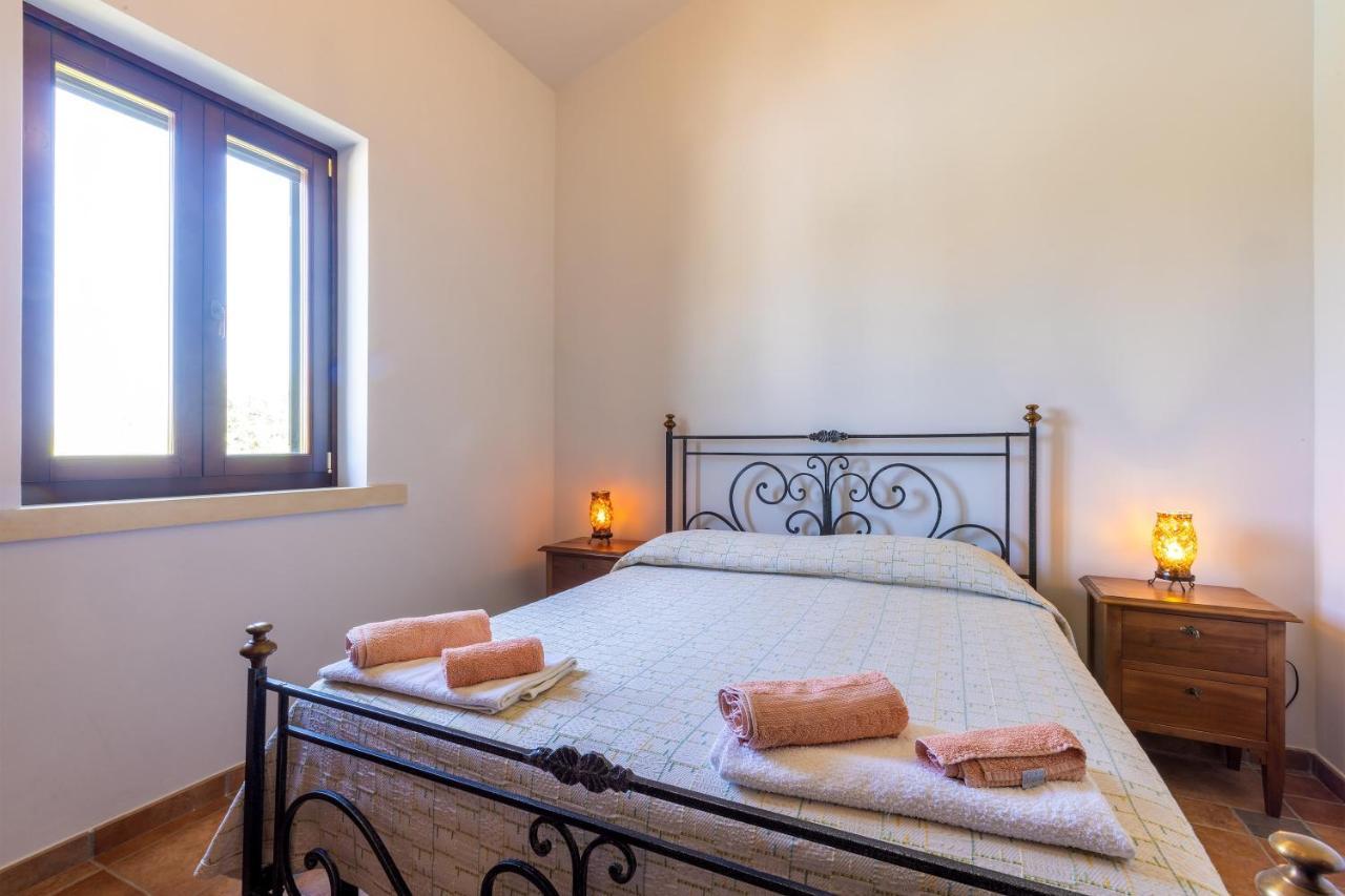 Bed and Breakfast Casa Ulmi Con Piscina Уджано-ла-Кьеза Экстерьер фото