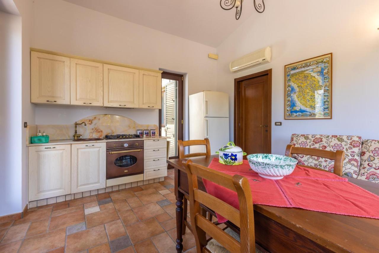 Bed and Breakfast Casa Ulmi Con Piscina Уджано-ла-Кьеза Экстерьер фото