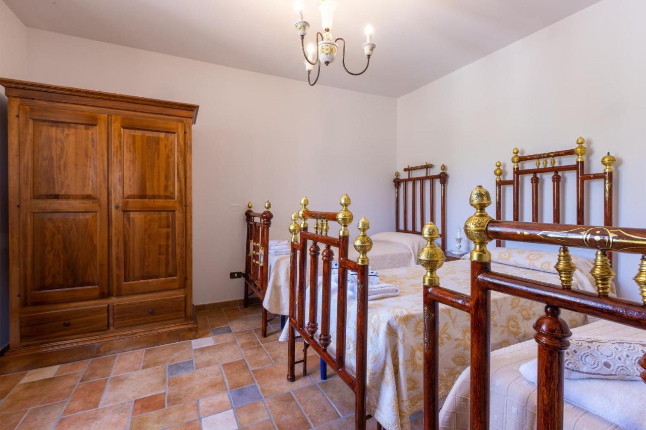 Bed and Breakfast Casa Ulmi Con Piscina Уджано-ла-Кьеза Экстерьер фото