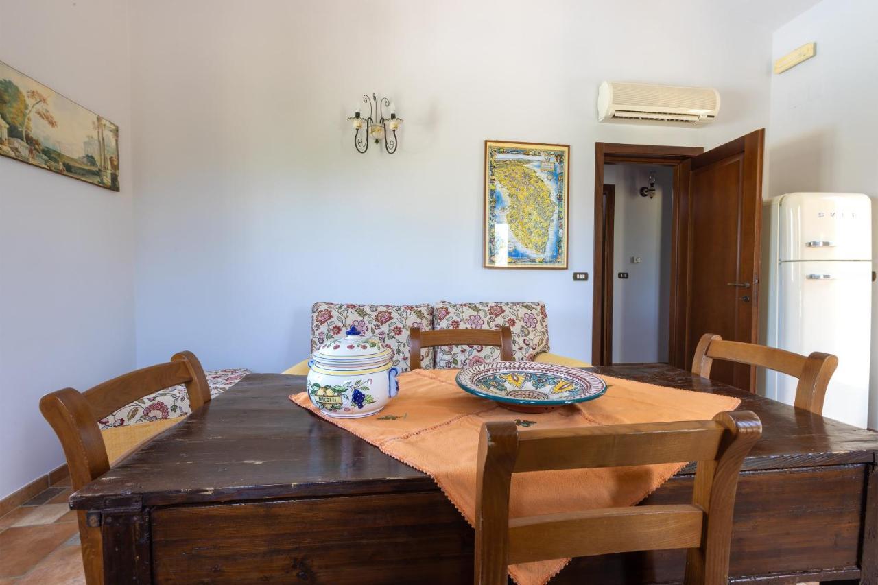 Bed and Breakfast Casa Ulmi Con Piscina Уджано-ла-Кьеза Экстерьер фото