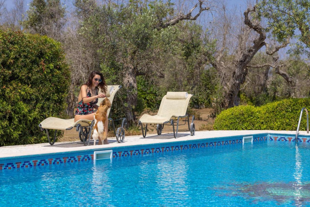 Bed and Breakfast Casa Ulmi Con Piscina Уджано-ла-Кьеза Экстерьер фото